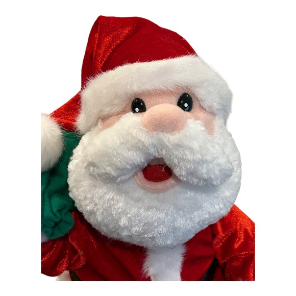 Singing Santa - Picture 5 of 5